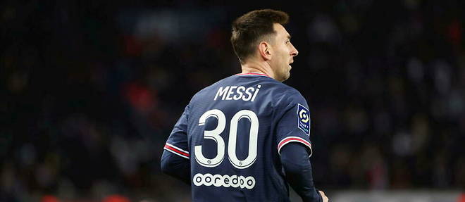 La star argentine du Paris Saint-Germain, Leo Messi, fait partie des quatre joueurs de l’effectif du club de la capitale contrôlés positifs au coronavirus, a annoncé dimanche 2 janvier le PSG, à la veille d’un match de Coupe de France à Vannes