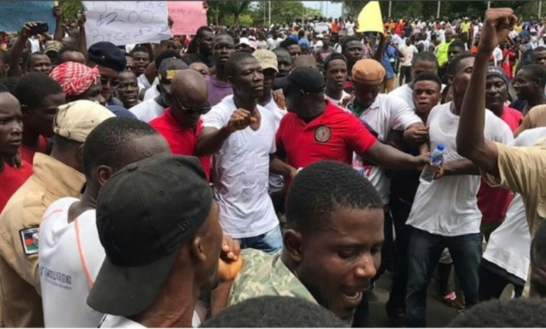 Au moins 29 personnes sont mortes dans la nuit de mercredi à jeudi à Monrovia, la capitale du Liberia, lors d’un mouvement de foule au cours