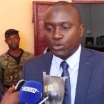 Le procureur de la République près le tribunal de première instance (TPI) de Dixinn, Alghassimou Diallo entouré de ses proches collaborateurs