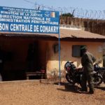 Malheureusement, dans les conditions actuelles, la Maison Centrale de Conakry n’est pas en mesure de garantir des soins adéquats aux détenu