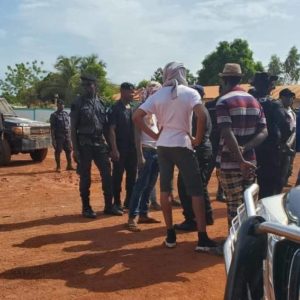 En tournée à l'interieur du pays, la délégation de l'UFDG consuite par l'ancien député uninominal de Labé, monsieur Cellou Baldé et monsieur 