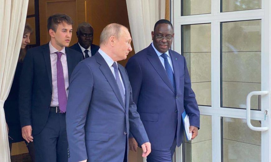 L’Union africaine (UA) s’est « félicitée » samedi de l’accord signé entre la Russie et l’Ukraine pour débloquer les exportations de céréale